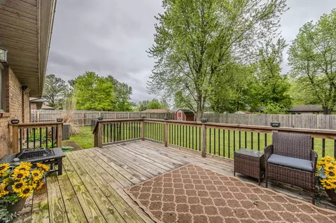 815 E 16th St, Mountain Grove, MO 65711 photo 27