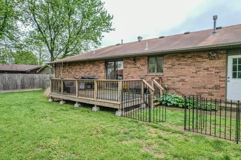 815 E 16th St, Mountain Grove, MO 65711 photo 33