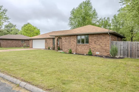 815 E 16th St, Mountain Grove, MO 65711 photo 42