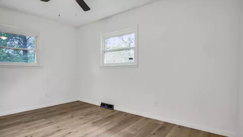 3007 W Olive St, Springfield, MO 65802 photo 12