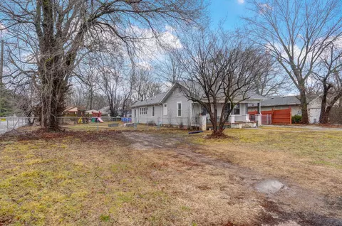 1921 W Elm St, Springfield, MO 65806 photo 39
