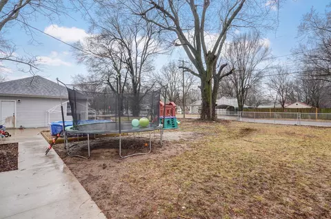 1921 W Elm St, Springfield, MO 65806 photo 33
