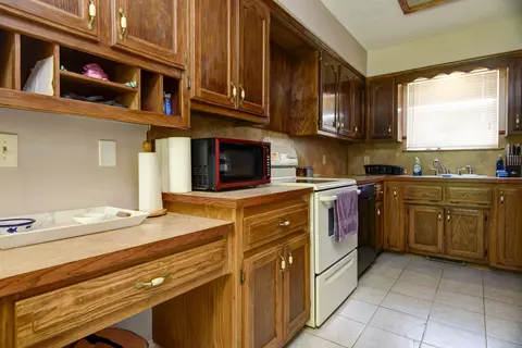 453 S Dove Valley Ave, Springfield, MO 65802 photo 9