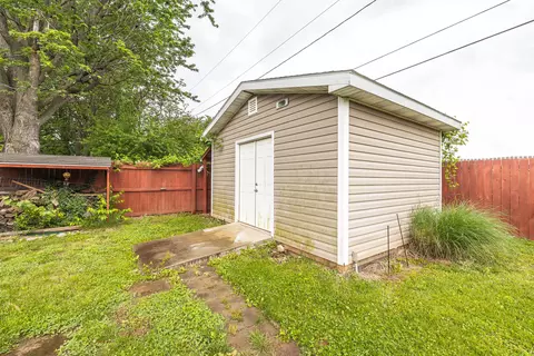 1114 E Cambridge St, Springfield, MO 65807 photo 21