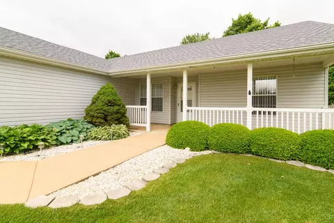 703 S Ridgecrest Ave, Nixa, MO 65714 photo 4