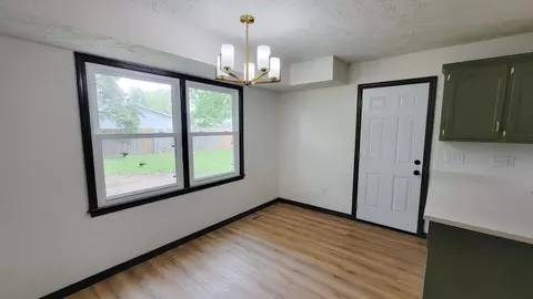 5486 S Dollison Pl, Springfield, MO 65810 photo 23