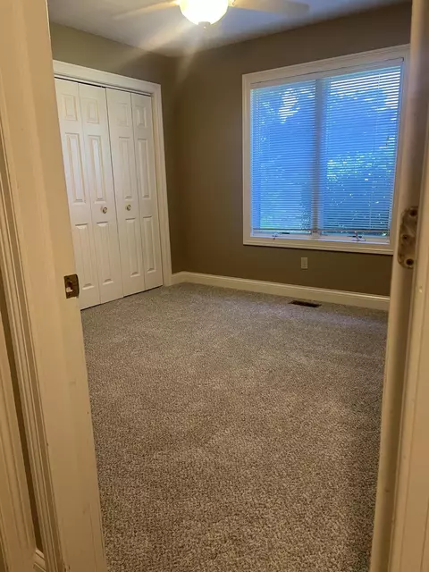 3732 E Alameda St, Springfield, MO 65809 photo 27