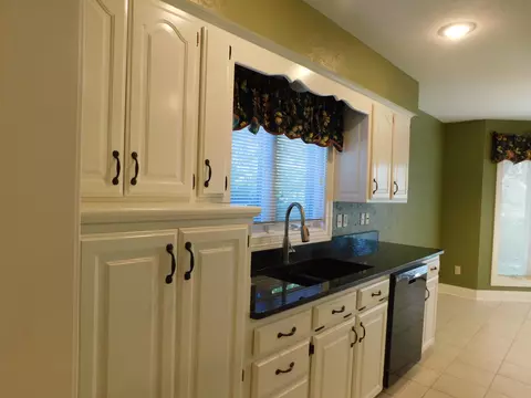 3732 E Alameda St, Springfield, MO 65809 photo 14