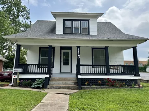 1128 N Main Ave, Springfield, MO 65802