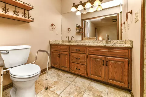 2651 E Mccracken Rd, Ozark, MO 65721 photo 36