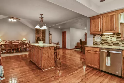 2651 E Mccracken Rd, Ozark, MO 65721 photo 16