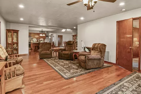 2651 E Mccracken Rd, Ozark, MO 65721 photo 10
