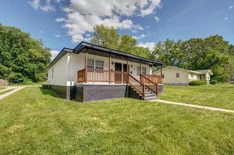 924926 N Broadway Ave, Springfield, MO 65802 photo 17