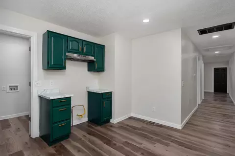 924926 N Broadway Ave, Springfield, MO 65802 photo 14