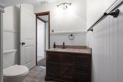 1163 S Oak Park Dr, Springfield, MO 65802 photo 13