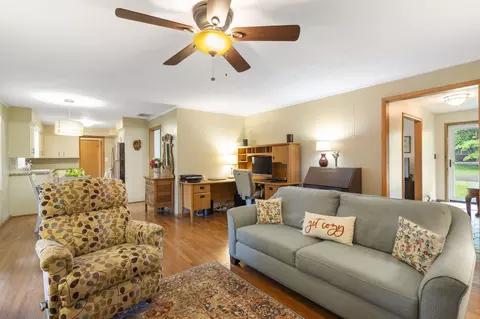 2386 E Wayland St, Springfield, MO 65804 photo 9