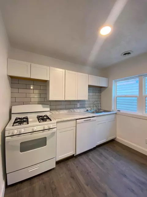 532 S Newton Ave, Springfield, MO 65806 photo 3