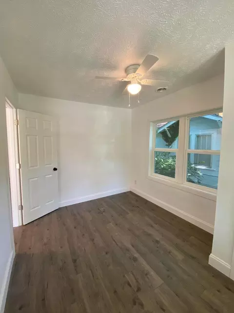 532 S Newton Ave, Springfield, MO 65806 photo 12