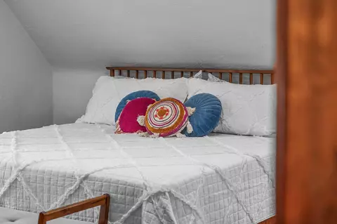 Bedroom - 811 W Walnut St, Springfield, MO 65806 photo 6 of 19