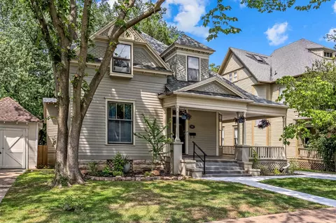 Exterior - 811 W Walnut St, Springfield, MO 65806 photo 3 of 22