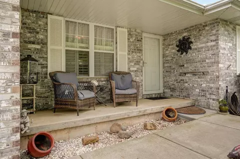 212 W Hunter Dr, Nixa, MO 65714 photo 4