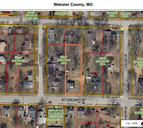 713 E Washington St, Marshfield, MO 65706 photo 1