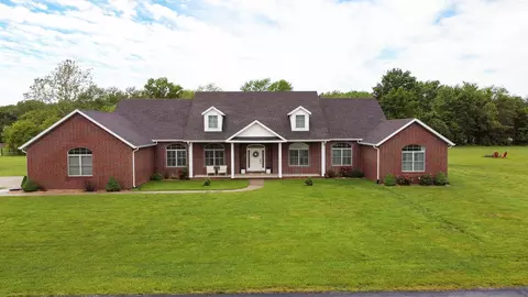 221 Corvette Dr, Ozark, MO 65721 photo 3