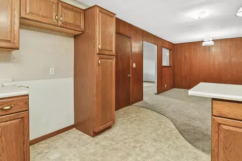 927 N Fairfax Ave, Springfield, MO 65802 photo 14
