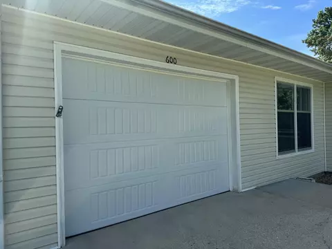 600 Posey St, Ava, MO 65608 photo 4