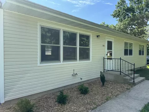 600 Posey St, Ava, MO 65608 photo 2