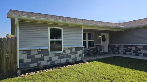 207 E Clouse St, Mountain Grove, MO 65711 photo 33
