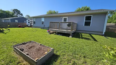 207 E Clouse St, Mountain Grove, MO 65711 photo 28