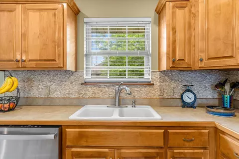 881 W Pembrook Ave, Nixa, MO 65714 photo 10