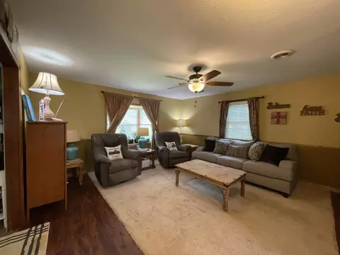 512 S Front, Exeter, MO 65647 photo 6