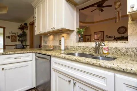 504 N Persimmon Dr, Nixa, MO 65714 photo 11