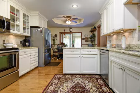 504 N Persimmon Dr, Nixa, MO 65714 photo 9