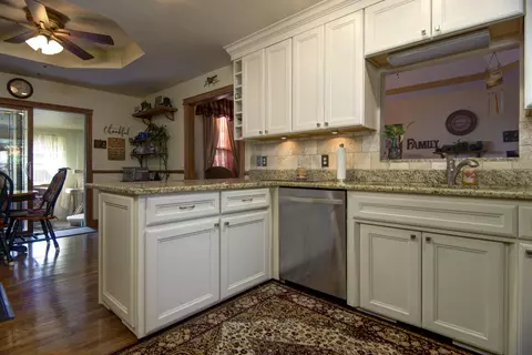 504 N Persimmon Dr, Nixa, MO 65714 photo 10