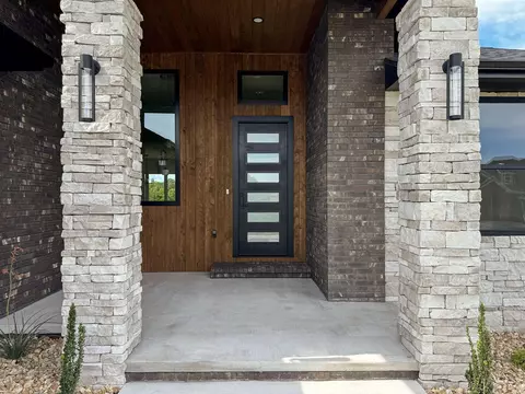3709 E Woodhue St, Springfield, MO 65802 photo 5