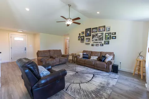 795 S White Oak Rd, Marshfield, MO 65706 photo 6