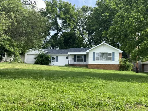 611 W College St, Branson, MO 65616 photo 21