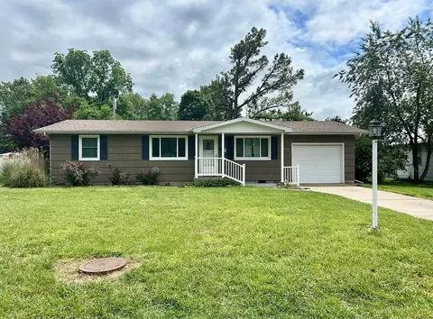 419 Davis Dr, Monett, MO 65708 photo 1
