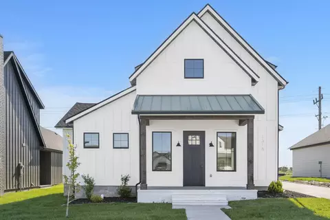 924 E Valley Trail Dr, Republic, MO 65738 photo 1