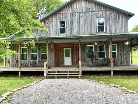 Exterior - 443 County Road 955, Squires, MO 65755 photo 5 of 20