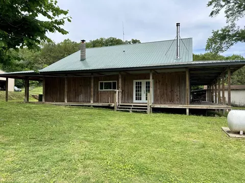 Exterior - 443 County Road 955, Squires, MO 65755 photo 12 of 20
