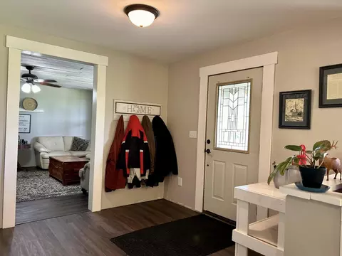 Entry Way - 443 County Road 955, Squires, MO 65755 photo 1 of 5