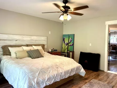 Bedroom - 443 County Road 955, Squires, MO 65755 photo 5 of 13