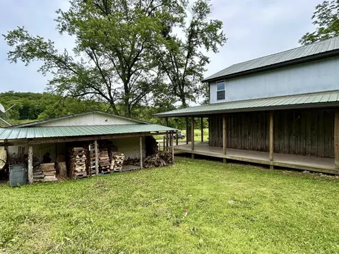 Exterior - 443 County Road 955, Squires, MO 65755 photo 18 of 20