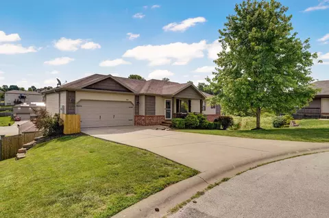1402 S 13th St, Ozark, MO 65721 photo 2