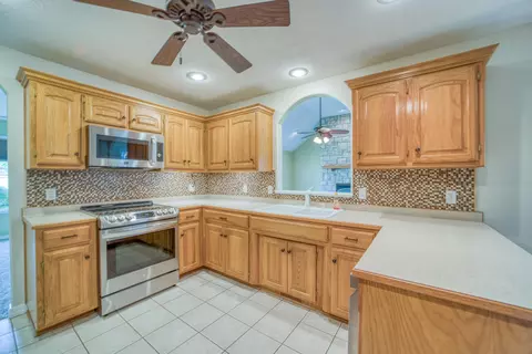 3476 W Sagamont St, Springfield, MO 65807 photo 17
