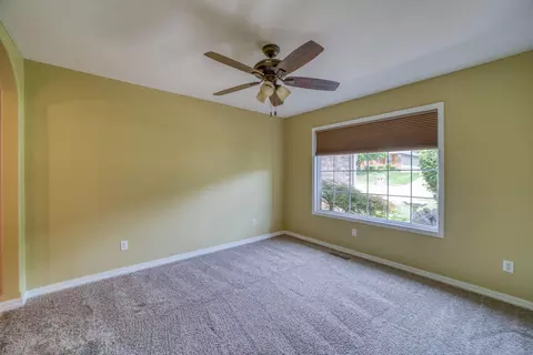 3476 W Sagamont St, Springfield, MO 65807 photo 6